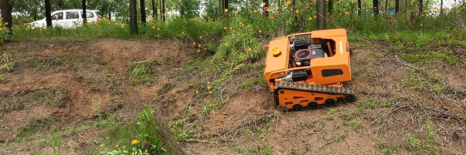 Kosiarka Gąsienicowa Zdalnie Sterowana - Kosiarki Zdalnie Sterowane - 1